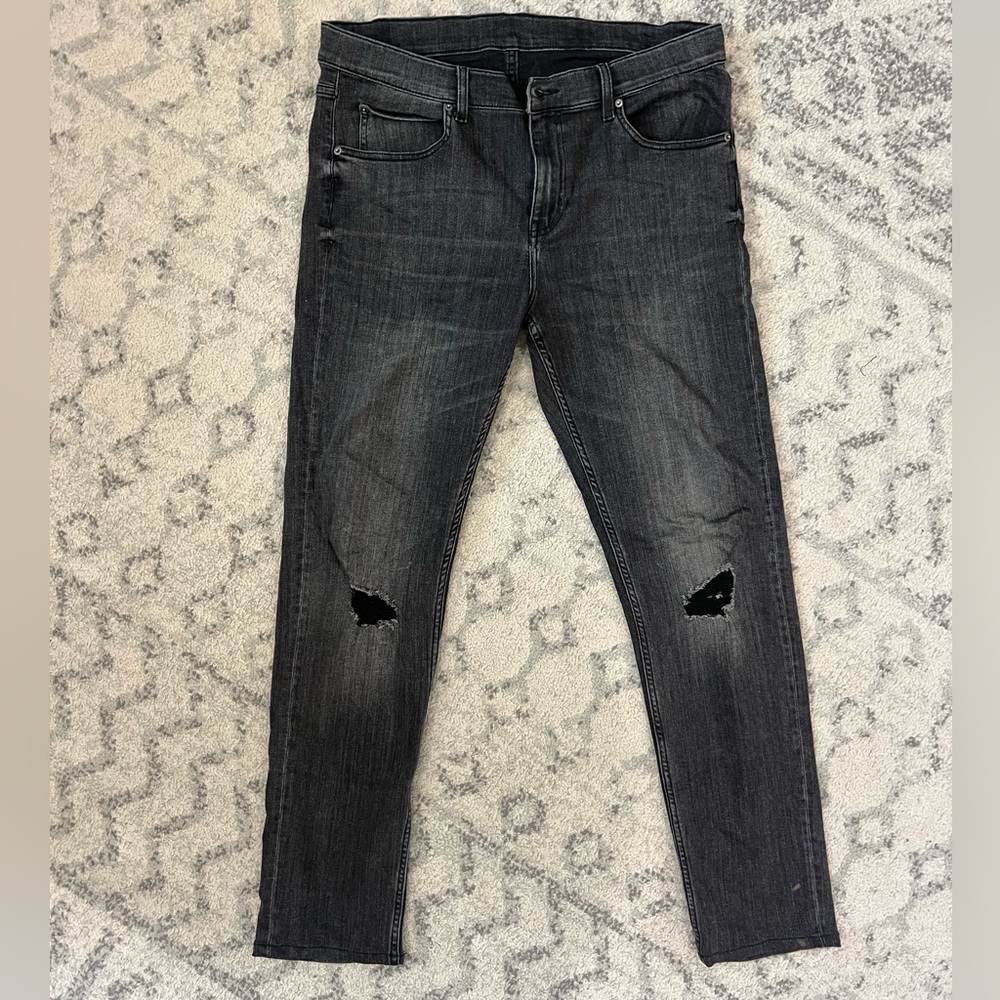 Cheap Monday distressed jeans sz 36x34